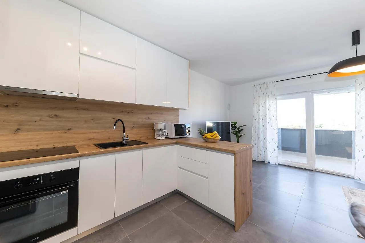 Apartment Diadora Zadar