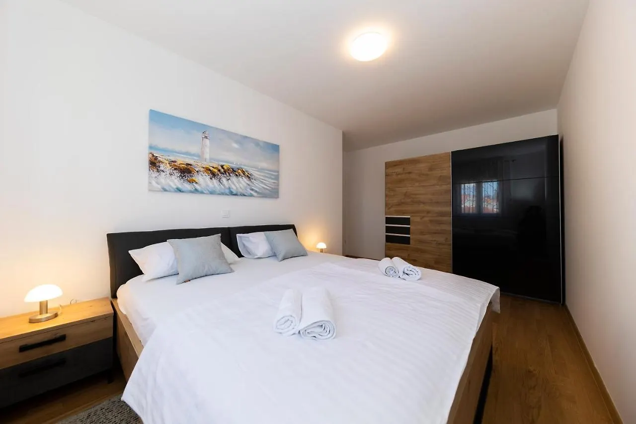 Apartment Diadora Zadar